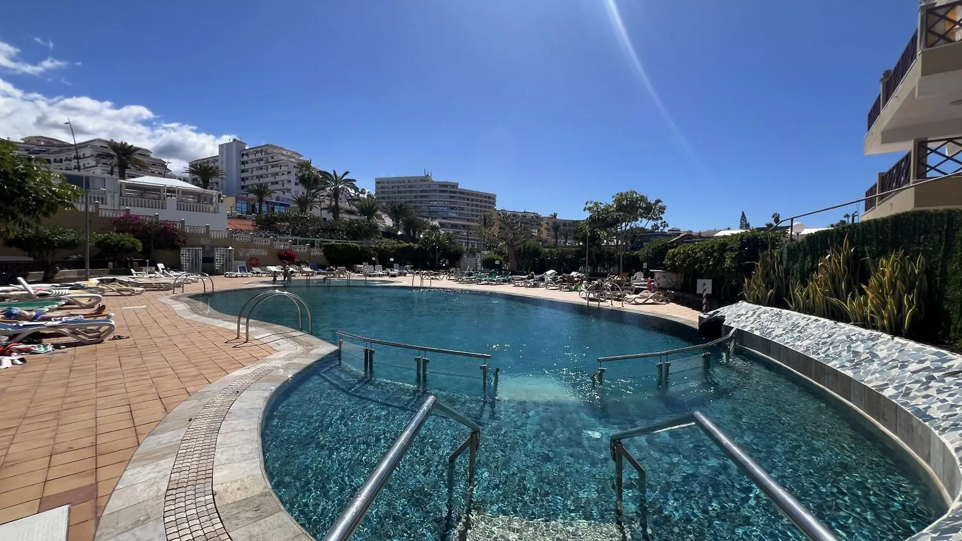 Neptuno Poll Y Beach Experience Puerto de Santiago